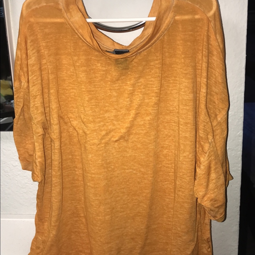orange short sleeve